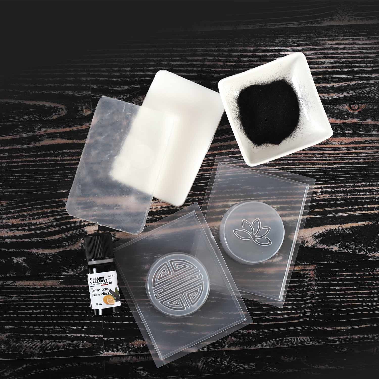 Kit DIY Săpunuri Artizanale cu Cărbun Activ Graine Créative - Kit Creativ Creare Săpun - Imaginea 4